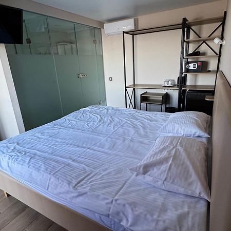 Boutique Hotel Dacha Lanzheron Odessa Extérieur photo